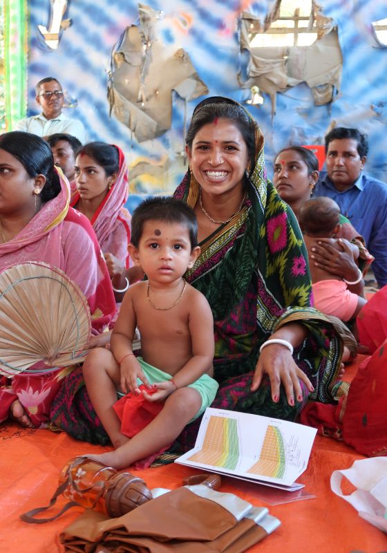 Bangladesch 01 Suporna & Zabra © Das Hunger Projekt e. V